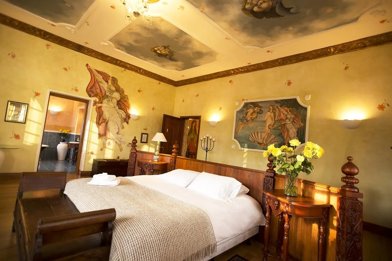 Boutique Hotel Cultura Manor 基多 4*,
