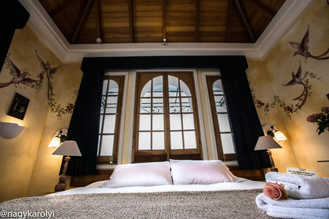 Boutique Hotel Cultura Manor Quito 4*,